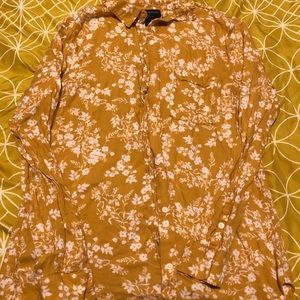 Woman’s flowered button down shirt